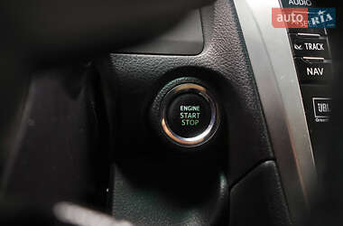 Седан Toyota Camry 2012 в 