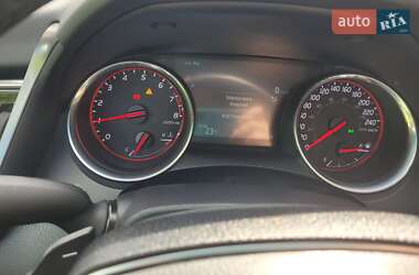 Седан Toyota Camry 2018 в 