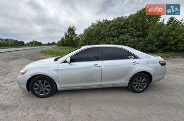 Седан Toyota Camry 2008 в Лохвиці