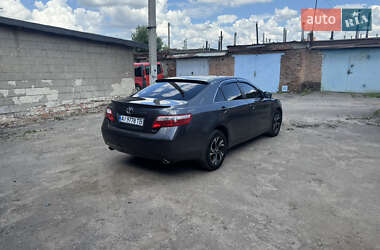 Седан Toyota Camry 2006 в 