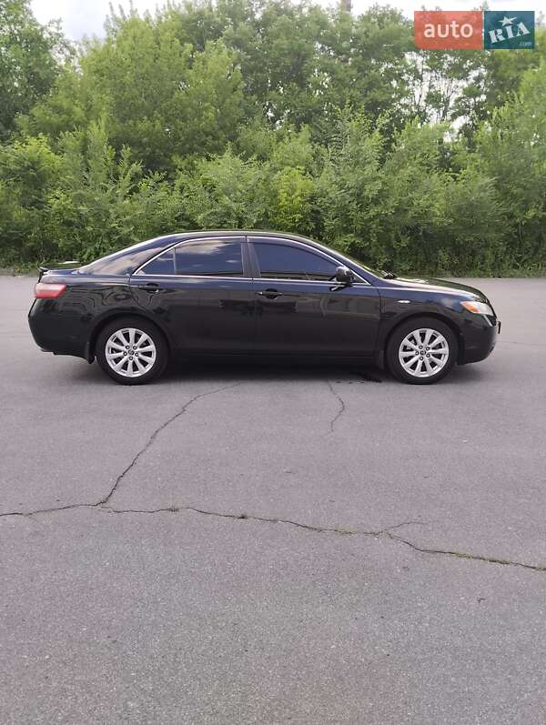 Седан Toyota Camry 2008 в Днепре