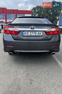 Седан Toyota Camry 2012 в 