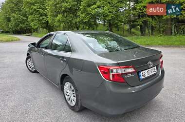 Седан Toyota Camry 2012 в 