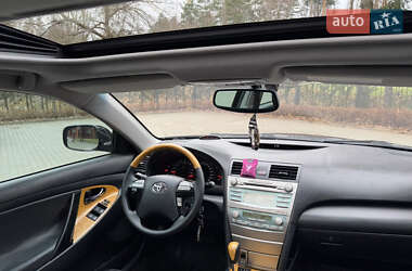 Седан Toyota Camry 2007 в 