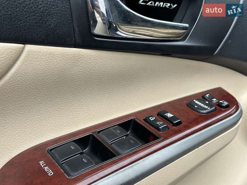 Седан Toyota Camry 2012 в Одессе