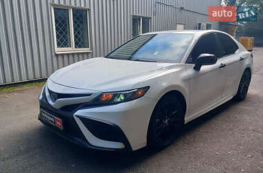 Седан Toyota Camry 2021 в Києві