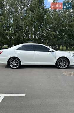 Седан Toyota Camry 2017 в 