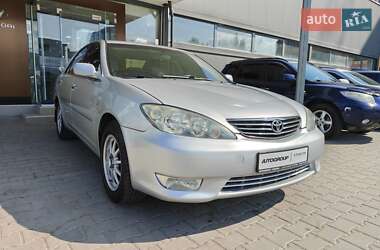 Седан Toyota Camry 2005 в 