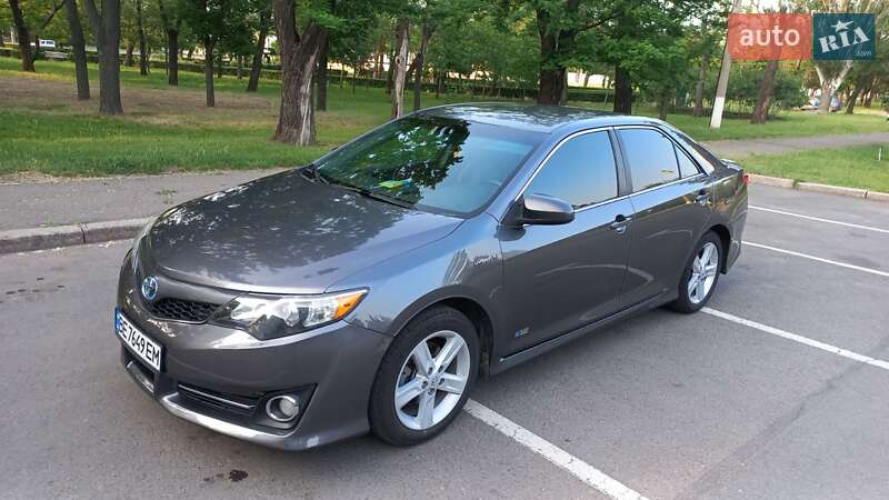 Toyota Camry 2014