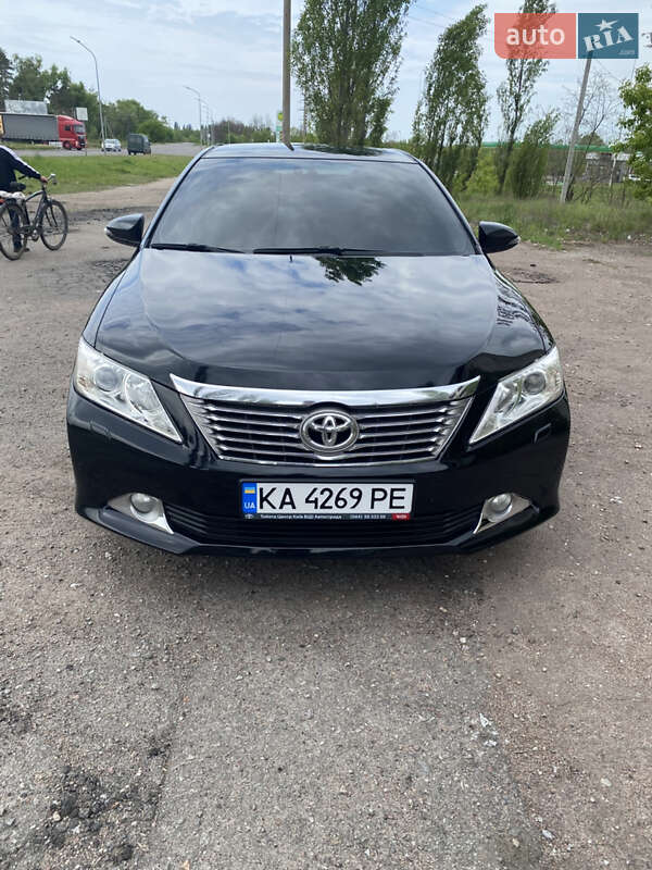 Toyota Camry 2012