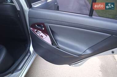Седан Toyota Camry 2006 в 
