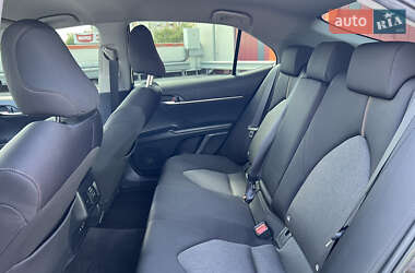 Седан Toyota Camry 2019 в 