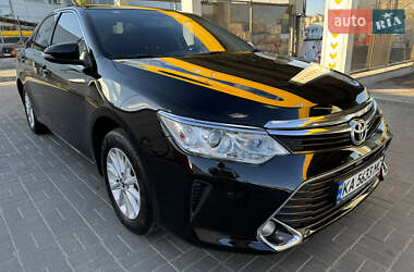 Седан Toyota Camry 2017 в 
