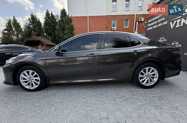 Седан Toyota Camry 2021 в 