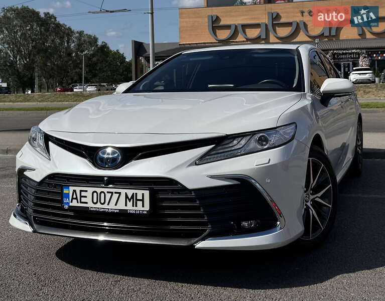 Седан Toyota Camry 2022 в 