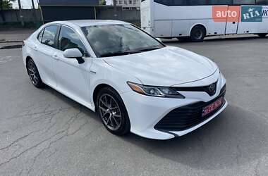 Седан Toyota Camry 2019 в 
