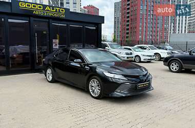 Toyota Camry 2020