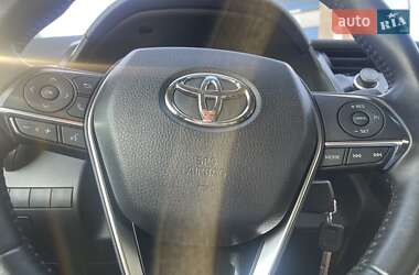 Седан Toyota Camry 2020 в 