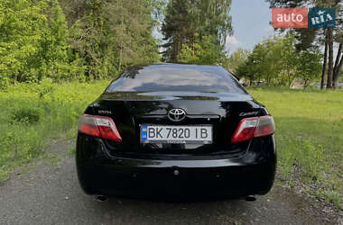 Седан Toyota Camry 2008 в 