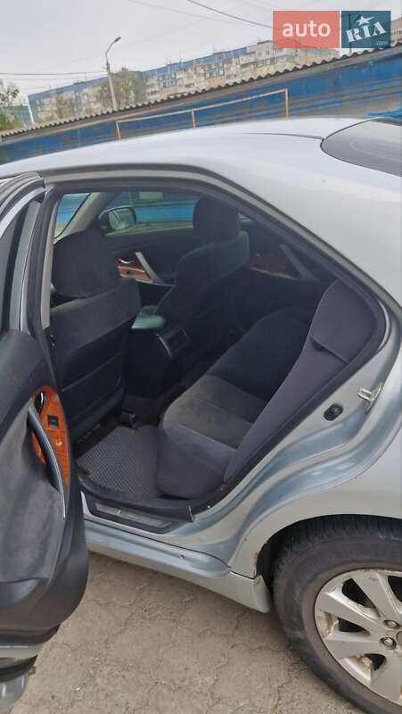 Седан Toyota Camry 2008 в Днепре