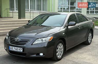 Седан Toyota Camry 2007 в Тульчині