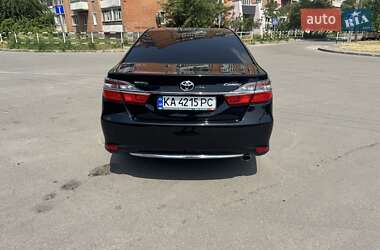 Седан Toyota Camry 2016 в 