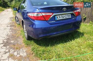 Седан Toyota Camry 2016 в 
