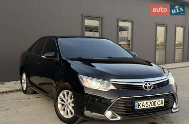 Седан Toyota Camry 2014 в Тернополе