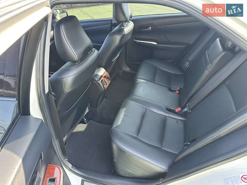 Седан Toyota Camry 2012 в Харькове