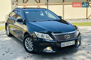 Седан Toyota Camry 2012 в 