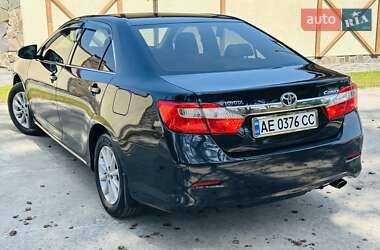 Седан Toyota Camry 2012 в 