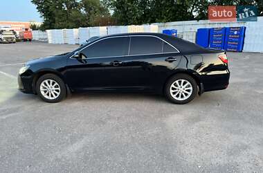 Седан Toyota Camry 2016 в Кременчуге