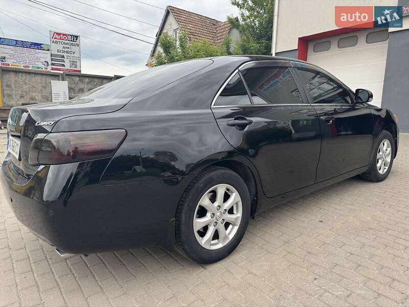 Седан Toyota Camry 2011 в Рівному фото 5 Седан Toyota Camry 2011 в Рівному
