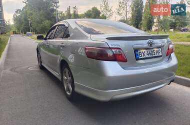 Седан Toyota Camry 2006 в 