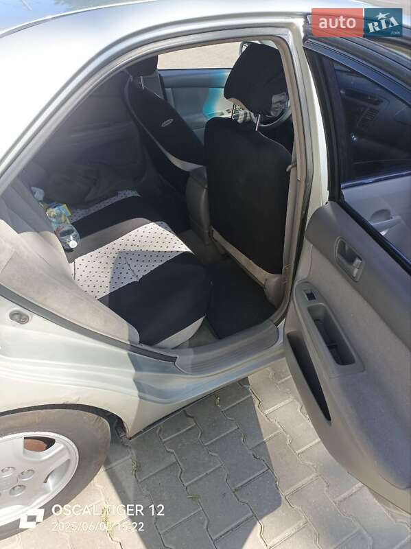 Седан Toyota Camry 2003 в Одессе