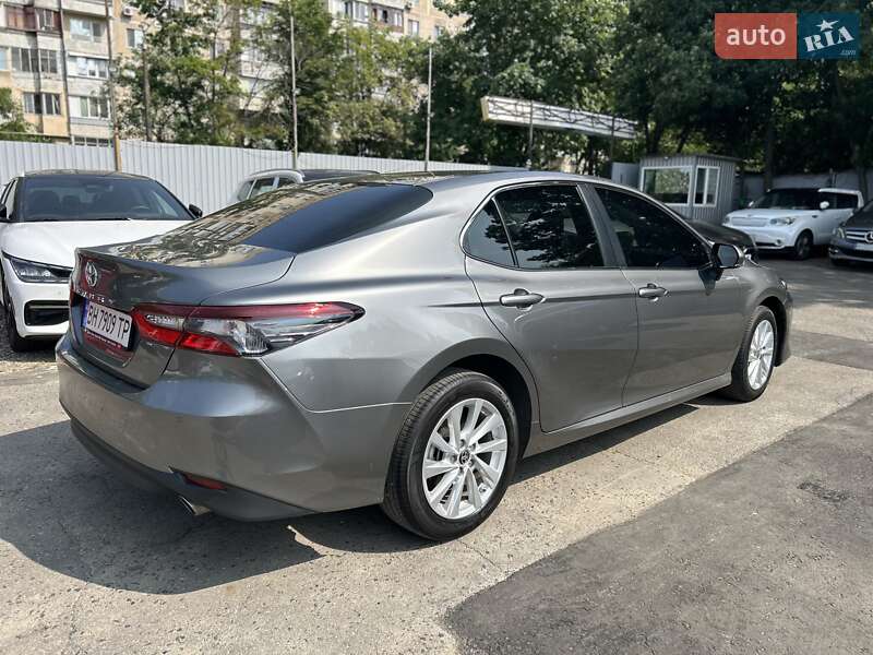 Седан Toyota Camry 2024 в Одесі