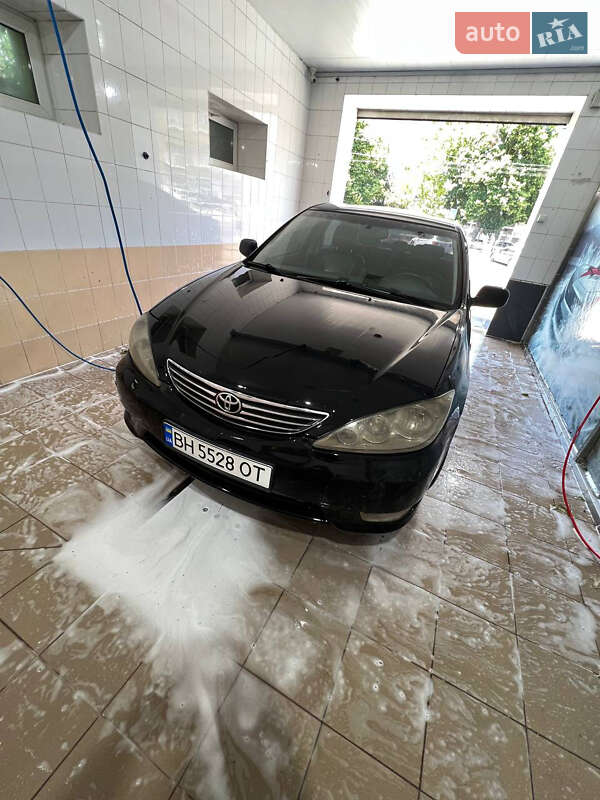 Toyota Camry 2004