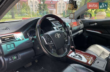 Седан Toyota Camry 2012 в 