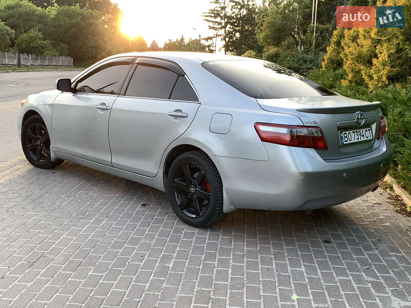 Седан Toyota Camry 2006 в Збаражі