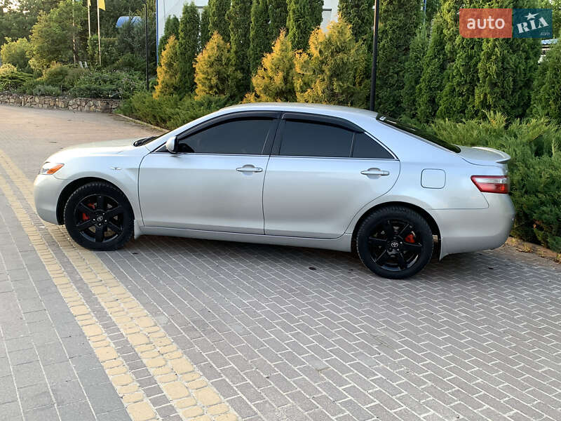 Седан Toyota Camry 2006 в Збаражі