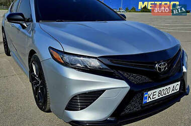 Седан Toyota Camry 2017 в Києві
