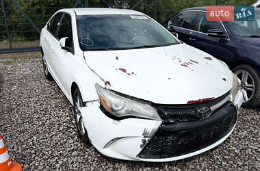 Седан Toyota Camry 2017 в Львове