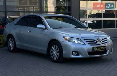 Седан Toyota Camry 2011 в Івано-Франківську