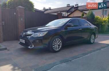 Седан Toyota Camry 2015 в 