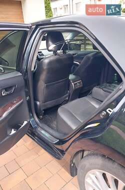 Седан Toyota Camry 2015 в 