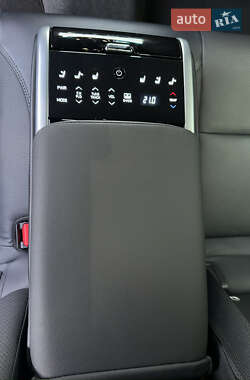 Седан Toyota Camry 2024 в 