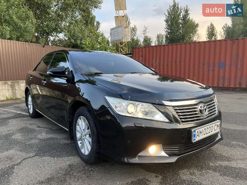 Toyota Camry 2012