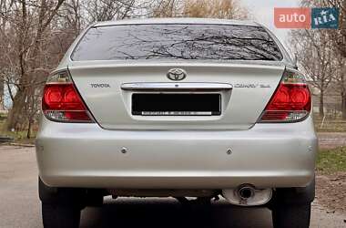 Седан Toyota Camry 2006 в 