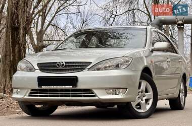 Седан Toyota Camry 2006 в 
