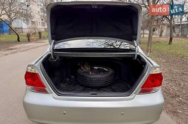 Седан Toyota Camry 2006 в 